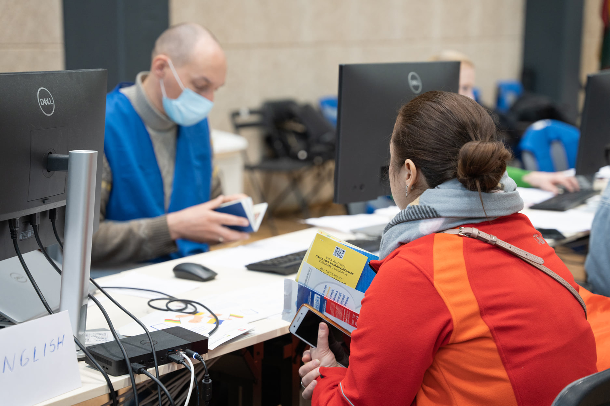 Работа без знания языка. Сколько платят украинцам в Литве и какие вакансии предлагают